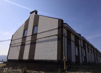 Продам таунхаус, 83 м2, деревня Геологоразведка, улица Строителей