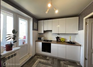 Продаю 3-комнатную квартиру, 63 м2, село Перевальное, Октябрьская улица, 50