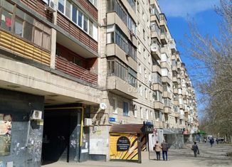 Продам четырехкомнатную квартиру, 87 м2, Волгоградская область, улица Николая Отрады, 17