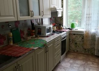 Продаю трехкомнатную квартиру, 59.2 м2, посёлок при железнодорожной станции Приветнинское, улица Военных Строителей, 7