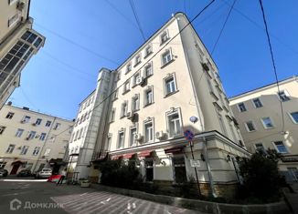 Продаю трехкомнатную квартиру, 74.1 м2, Москва, улица Петровка, 19с5, метро Трубная