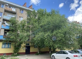 Продам 1-комнатную квартиру, 31.9 м2, Элиста, 1-й микрорайон, 21