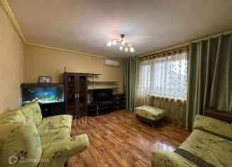 Продам 3-комнатную квартиру, 65.2 м2, Ростовская область, Морская улица, 64