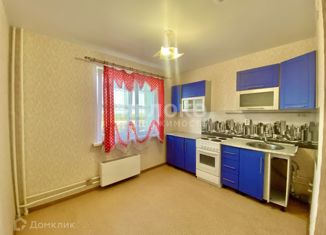 Продаю 1-комнатную квартиру, 33 м2, Березники, улица Ивана Дощеникова, 1, ЖК Любимов