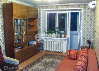 Продаю 3-ком. квартиру, 57 м2, Покров, Советская улица, 74