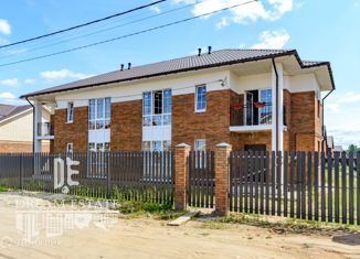 Продаю таунхаус, 132 м2, деревня Алешково, 7-й Лучистый проезд