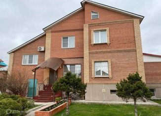 Продаю дом, 270 м2, поселок городского типа Алексеевка