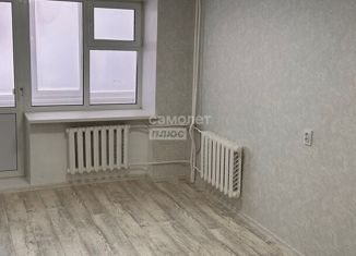 Продается 3-ком. квартира, 65 м2, Республика Башкортостан, улица Гагарина, 1