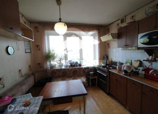 Трехкомнатная квартира на продажу, 69 м2, Челябинск, Комсомольский проспект, 85