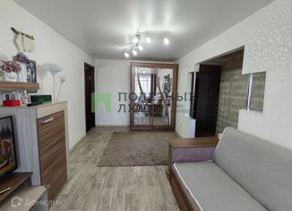 Продается 2-комнатная квартира, 41 м2, Киров, улица Азина, 80А