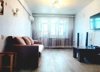 Двухкомнатная квартира на продажу, 44.5 м2, Волгоградская область, улица Мясникова, 10