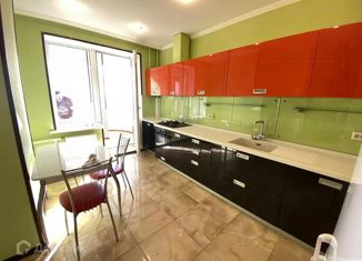 Продается двухкомнатная квартира, 68 м2, Таганрог, улица Маршала Жукова, 223А