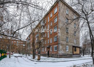 Продается двухкомнатная квартира, 44 м2, Новосибирск, улица Серафимовича, 1/4, метро Студенческая