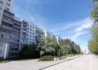 Продам однокомнатную квартиру, 33 м2, Екатеринбург, улица Пирогова, 4, метро Площадь 1905 года