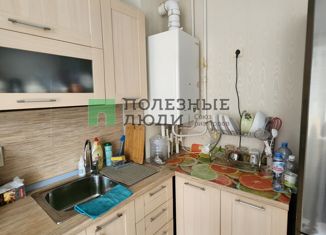 Продаю двухкомнатную квартиру, 52 м2, Альметьевск, улица Маяковского, 62