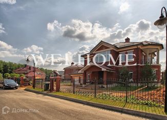 Продам дом, 720 м2, деревня Пенино