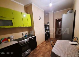 Аренда трехкомнатной квартиры, 75 м2, Тюмень, улица Василия Гольцова, 1