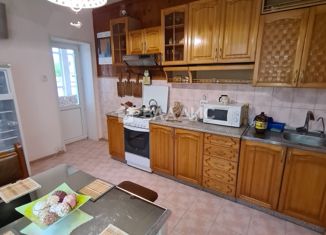 Сдается в аренду дом, 150 м2, село Сновицы, Школьная улица