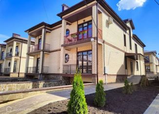 Продаю таунхаус, 180 м2, деревня Новоподклетное, улица Генерала Алексеева, 10Б