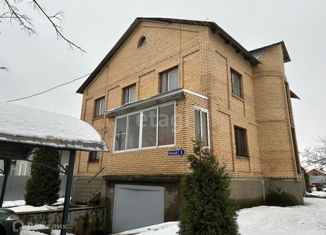 Продам дом, 200 м2, село Петровское