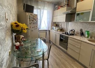 Продажа двухкомнатной квартиры, 64 м2, Астраханская область, улица Куликова, 75