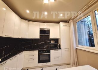 Продажа трехкомнатной квартиры, 76 м2, Москва, улица Малышева, 13к3, улица Малышева