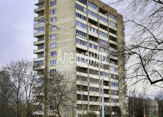 Продается 1-ком. квартира, 38 м2, Санкт-Петербург, Пражская улица, 34, Пражская улица