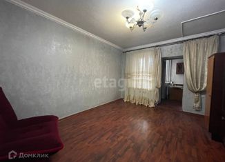 Продам 1-комнатную квартиру, 35 м2, Нальчик, улица Морозова, 2, район Богданка