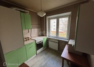 Продаю 3-комнатную квартиру, 49.2 м2, Калужская область, улица Суворова, 11