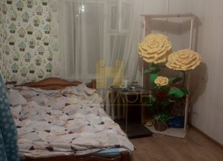 Продается 2-комнатная квартира, 47 м2, посёлок городского типа Медведево, улица Медведево, 52