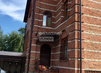 Продаю дом, 379 м2, село Красная Горка, Борщевская улица, 3