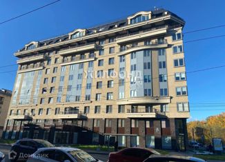 Продаю квартиру студию, 27.84 м2, Санкт-Петербург, метро Приморская, Малый проспект Васильевского острова, 63/14