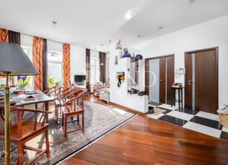 Продам 3-комнатную квартиру, 84.6 м2, Москва, Малая Бронная улица, 12с4, Малая Бронная улица
