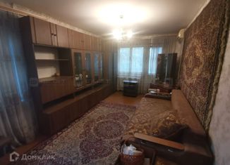 Продается 2-комнатная квартира, 47 м2, Татарстан, улица Хади Такташа, 85