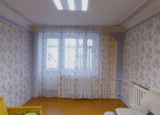 Сдаю в аренду 3-комнатную квартиру, 60 м2, Ялуторовск, улица Менделеева