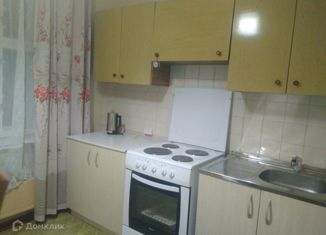 Сдам в аренду двухкомнатную квартиру, 55 м2, Нижний Новгород, проспект Ильича, 40, микрорайон Соцгород-9