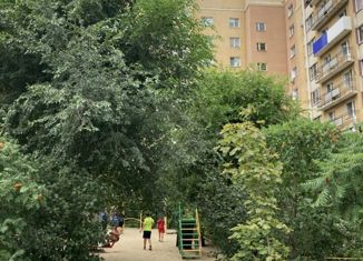 Продаю 2-комнатную квартиру, 58 м2, Саратов, улица имени П.Ф. Батавина, 9А, Ленинский район