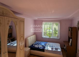 Продажа 2-комнатной квартиры, 50 м2, Абинск, улица Космонавтов, 5