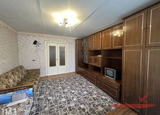 Продам 2-комнатную квартиру, 52 м2, Севастополь, улица Молодых Строителей, 6, Гагаринский район