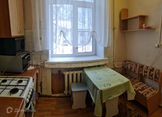 Четырехкомнатная квартира на продажу, 82 м2, Кировская область, Заречная улица, 2