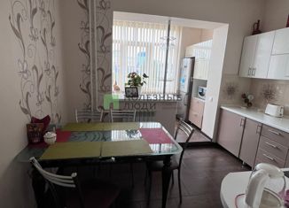 Продам 3-комнатную квартиру, 68 м2, Саха (Якутия), улица Карла Маркса, 14