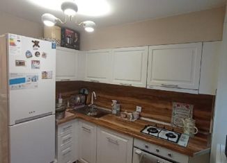 Продам 1-ком. квартиру, 32 м2, Тольятти, улица Победы, 20, Центральный район