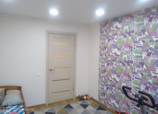 Продаю двухкомнатную квартиру, 54.2 м2, Усть-Илимск, улица Карла Маркса, 49