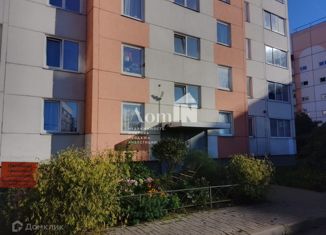 Продам трехкомнатную квартиру, 81 м2, Красное Село, улица Спирина, 5к3