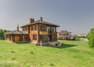 Продаю дом, 790 м2, деревня Рождественно