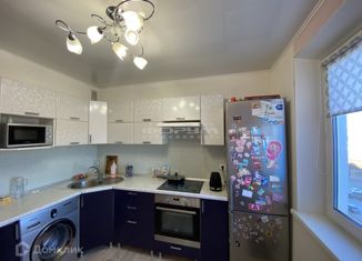 Продается 2-комнатная квартира, 58 м2, посёлок Красное Поле, Зелёная улица