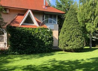 Сдача в аренду дома, 350 м2, село Петрово-Дальнее, Фонтанная площадь
