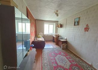 Продаю 2-ком. квартиру, 45.2 м2, Вязники, улица Ленина, 9