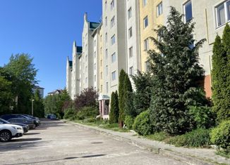 3-комнатная квартира на продажу, 113 м2, Калининградская область, Олимпийский бульвар, 2