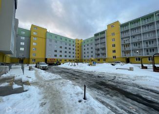 Продается двухкомнатная квартира, 54.8 м2, Зеленогорск, улица Строителей, 3к2